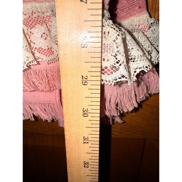 Vintage Macrame Owl Towel Holder With Pink Towel & Lace Trim - Picture 10 of 13